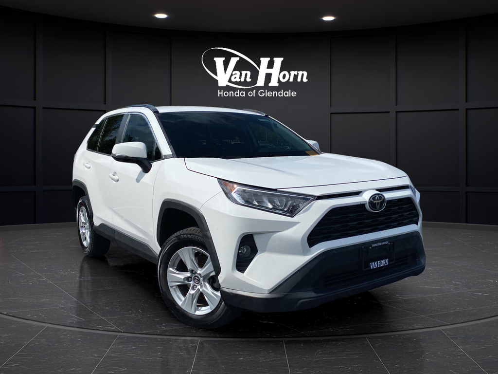 2020 Toyota RAV4 XLE