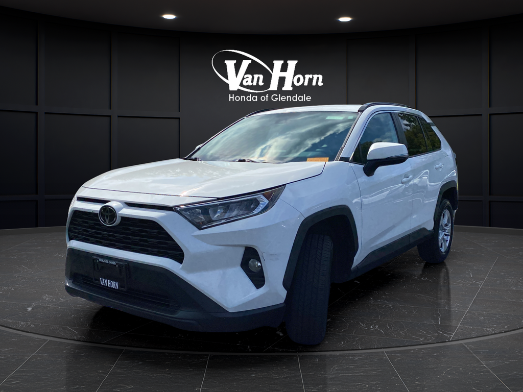 2020 Toyota RAV4 XLE