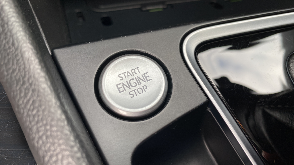 2020 Volkswagen Jetta R-Line