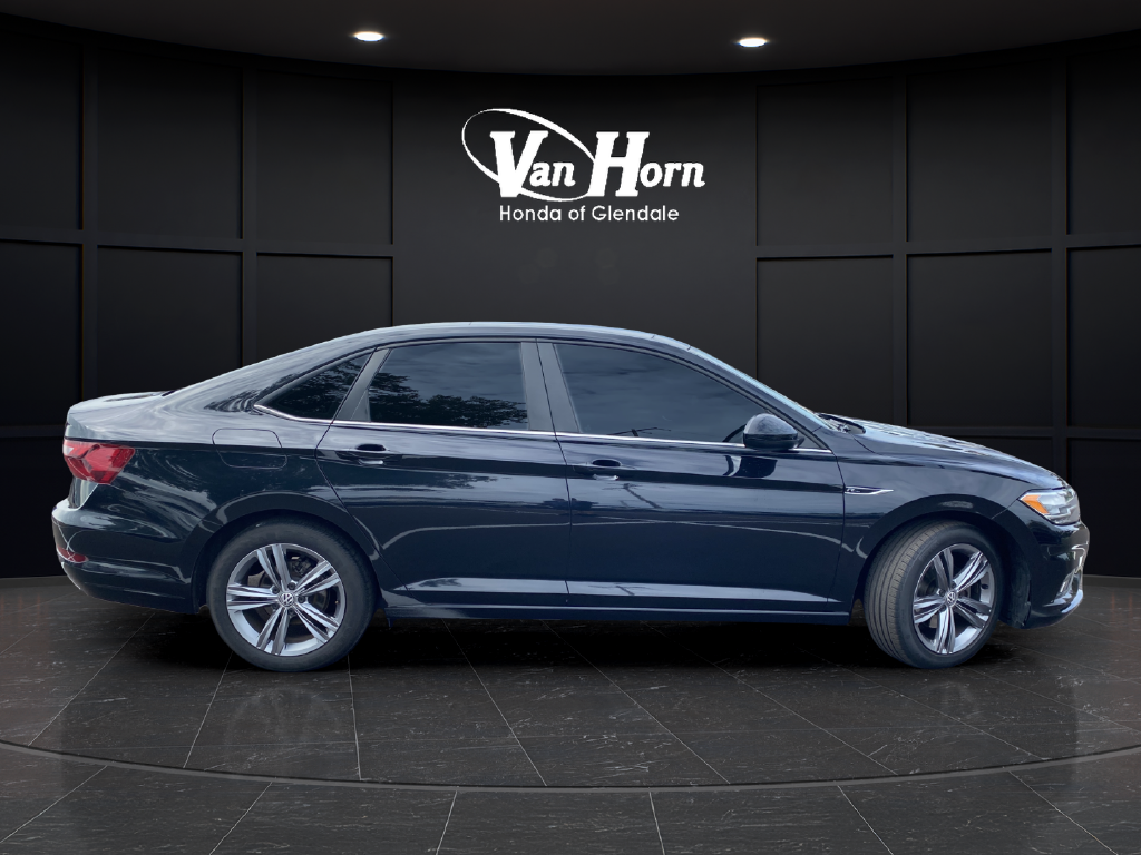 2020 Volkswagen Jetta R-Line