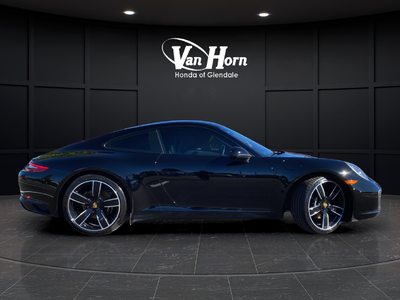 2018 Porsche 911 Carrera