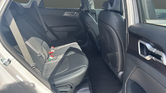 2027 Kia Sportage EX