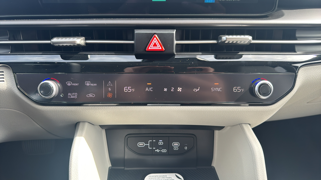 2027 Kia Sportage EX