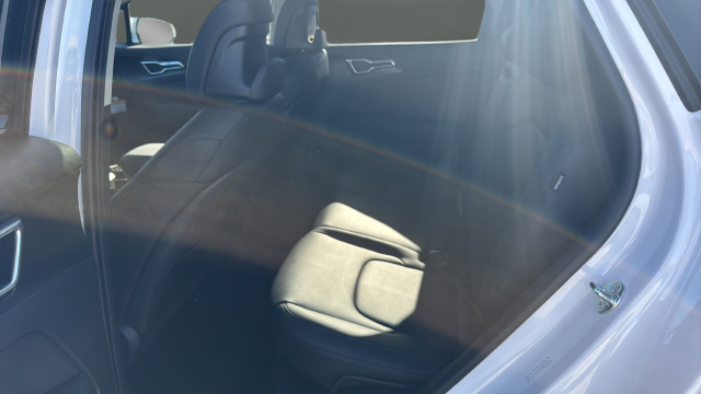 2027 Kia Sportage EX