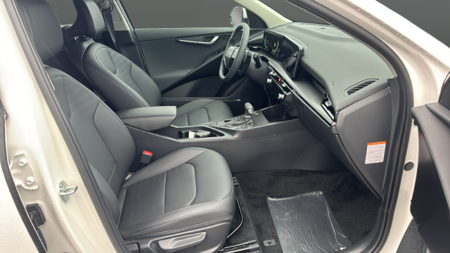 2027 Kia Niro SX