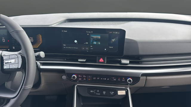 2027 Kia Carnival Hybrid LXS