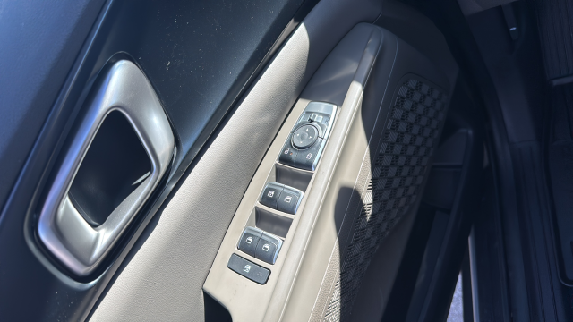 2027 Kia Carnival Hybrid LXS