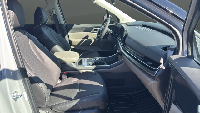 2027 Kia Carnival Hybrid LXS