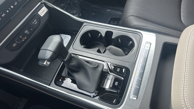 2027 Kia Carnival EX