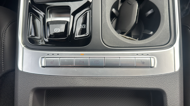 2027 Kia Carnival EX