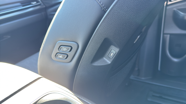 2027 Kia Carnival Hybrid EX