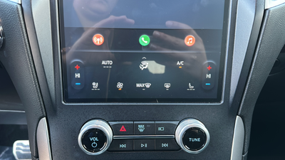 2022 Ford Edge ST Line
