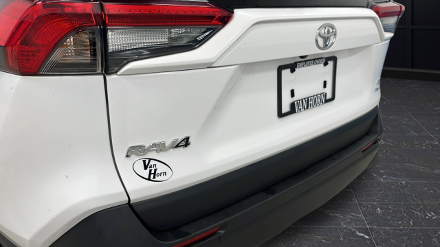 2025 Toyota RAV4 LE
