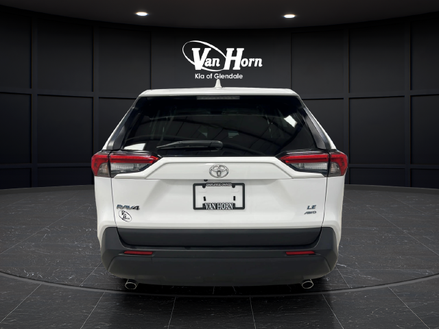 2025 Toyota RAV4 LE