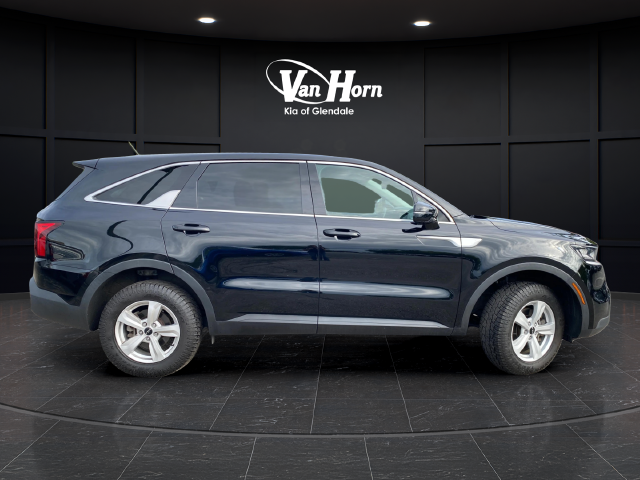 2023 Kia Sorento LX