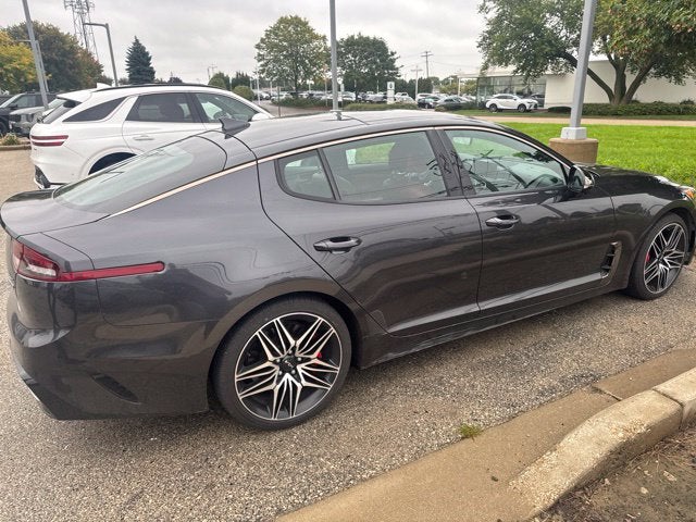 2022 Kia Stinger GT2