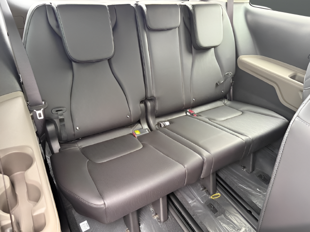 2026 Kia Carnival Hybrid LXS