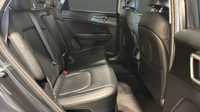 2024 Kia Sportage Hybrid EX