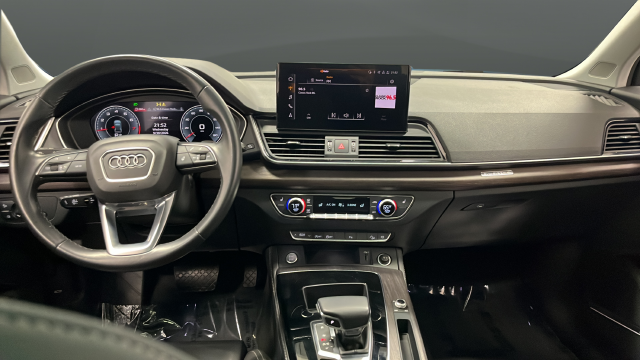 2024 Audi Q5 45 S line Premium quattro