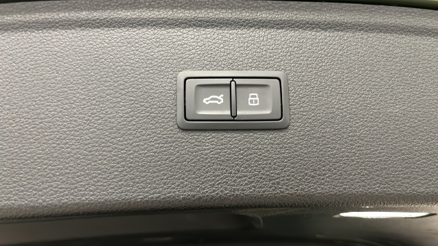 2024 Audi Q5 45 S line Premium quattro
