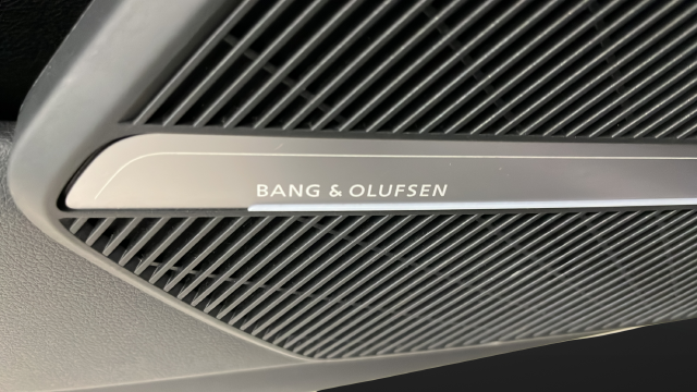 2024 Audi Q5 45 S line Premium quattro