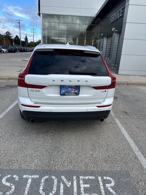 2021 Volvo XC60 T6 Momentum