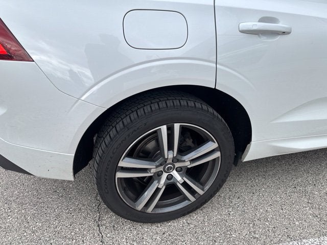 2021 Volvo XC60 T6 Momentum